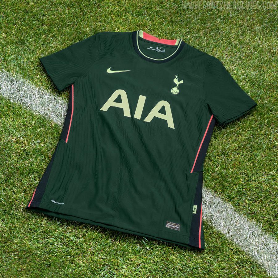 Green hot sale tottenham kit